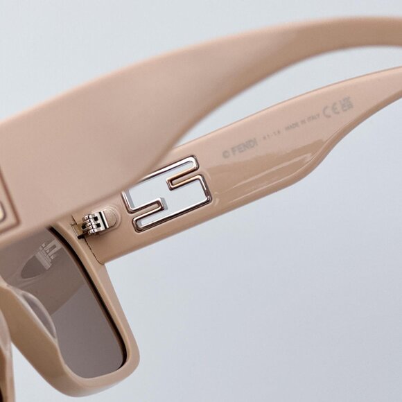 Fendi BAGUETTE  FE40124I 57E Women BRAND NEW Sunglasses Square Khaki Brown main image 7